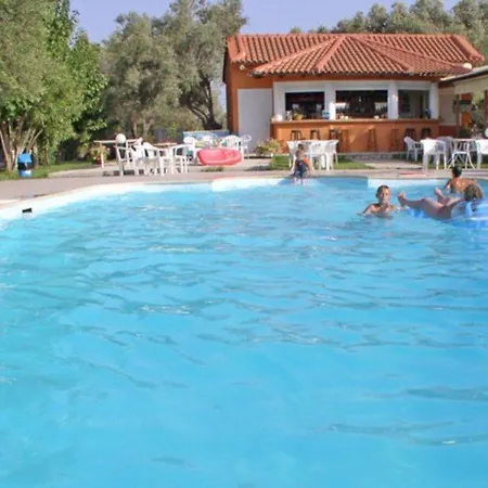 Pythos Apartment Svoronata